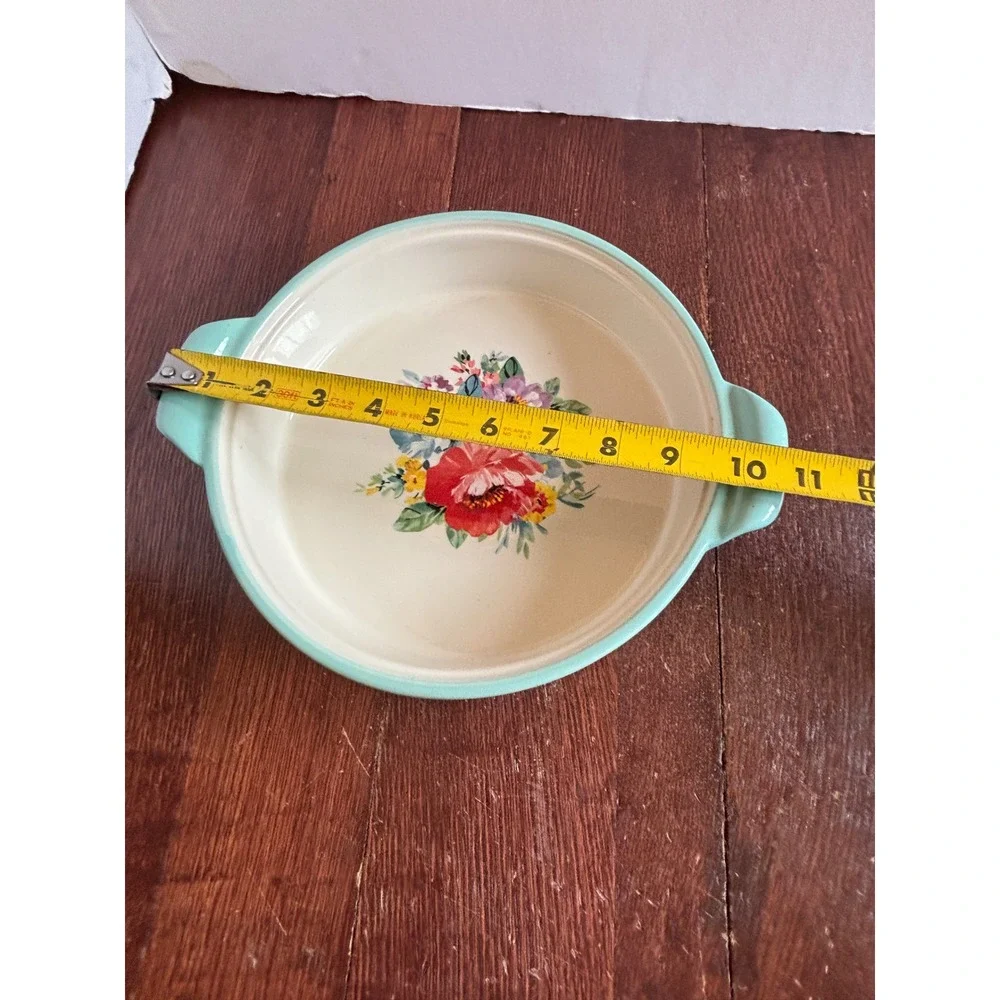 Pioneer Woman Breezy Blossom Round Baker Teal Stoneware 9